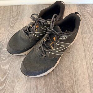 New Balance Trail Running / Hiking Shoes – Size 10